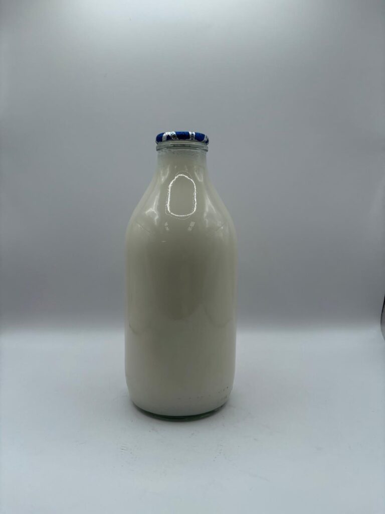 Skimmed 1pint Glass £1.15 Moreton